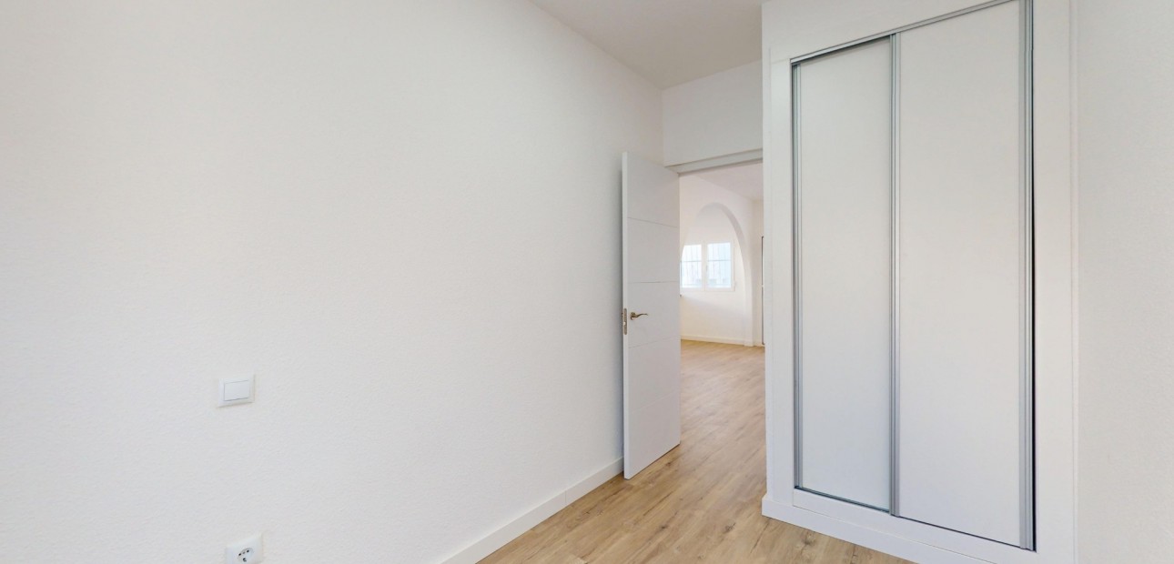 Herverkoop - Bungalow -
Orihuela Costa - Villamartin