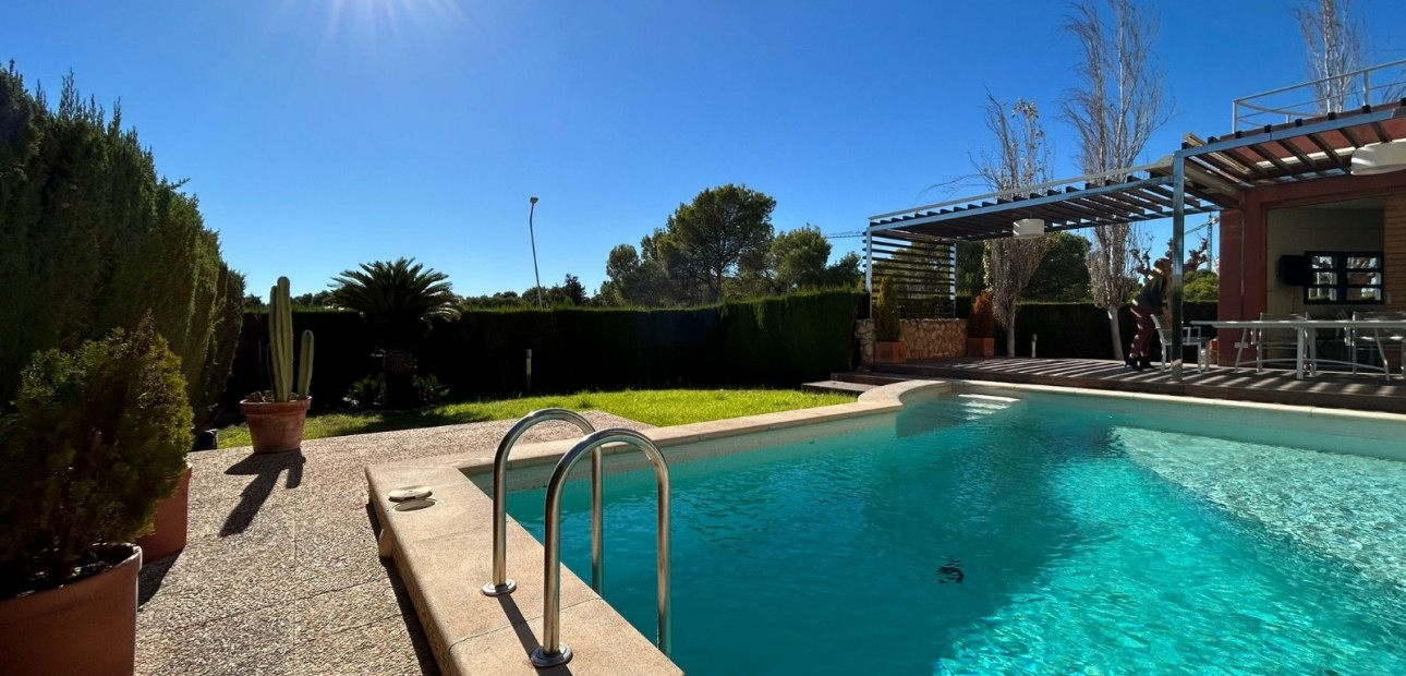 Venta - Detached Villa -
Orihuela Costa - Dehesa de Campoamor