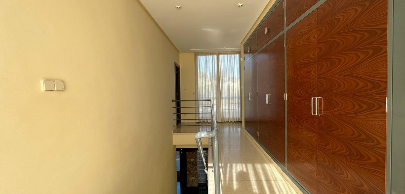 Venta - Detached Villa -
Orihuela Costa - Dehesa de Campoamor