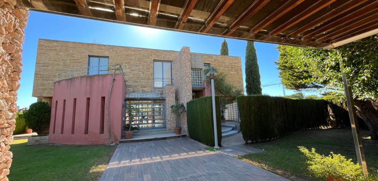 Venta - Detached Villa -
Orihuela Costa - Dehesa de Campoamor