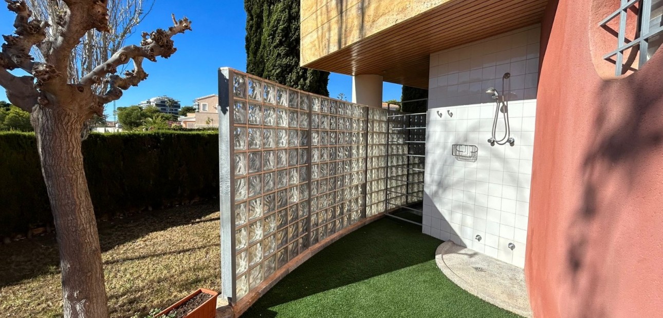 Venta - Detached Villa -
Orihuela Costa - Dehesa de Campoamor