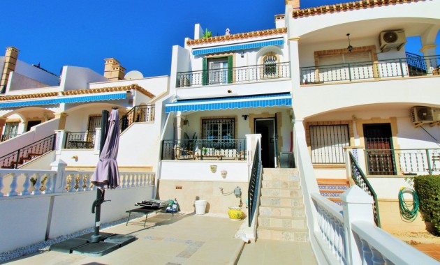 Herverkoop - 2. Town house -
Orihuela Costa - Villamartín