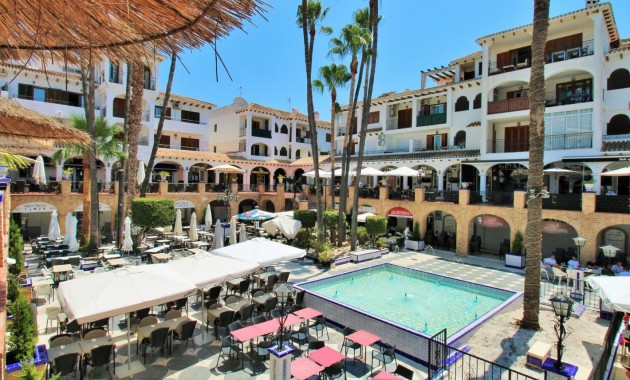 Herverkoop - 2. Town house -
Orihuela Costa - Villamartín