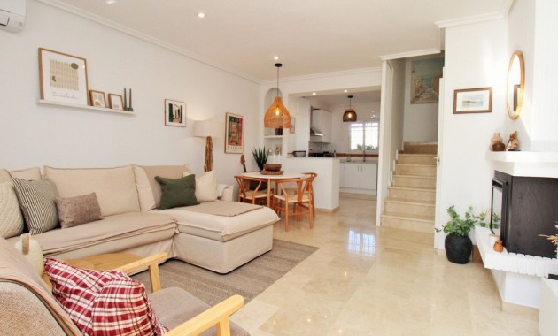 Herverkoop - 2. Town house -
Orihuela Costa - Villamartín