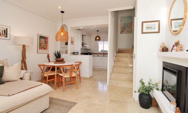 Herverkoop - 2. Town house -
Orihuela Costa - Villamartín