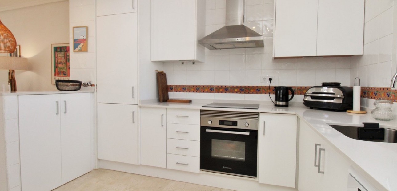 Herverkoop - 2. Town house -
Orihuela Costa - Villamartín