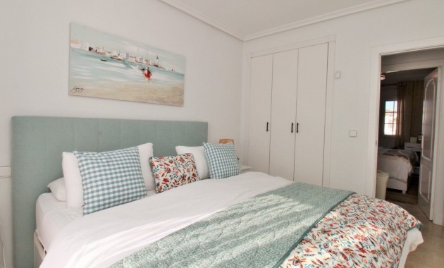 Herverkoop - 2. Town house -
Orihuela Costa - Villamartín