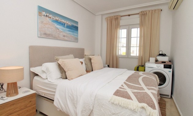 Herverkoop - 2. Town house -
Orihuela Costa - Villamartín