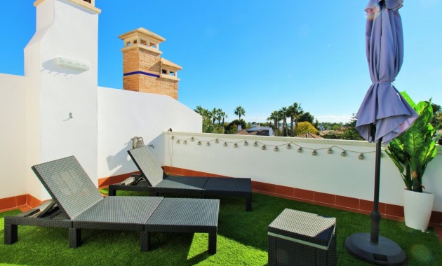 Herverkoop - 2. Town house -
Orihuela Costa - Villamartín