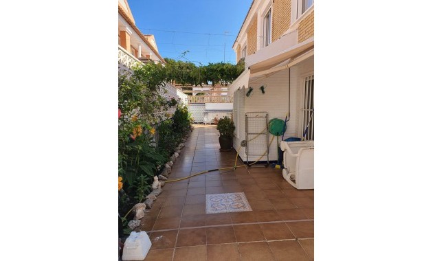Venta - Bungalow -
Torrevieja - La Mata