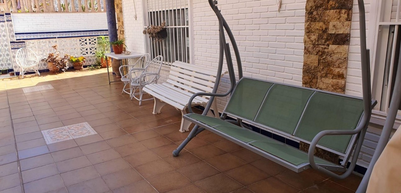 Venta - Bungalow -
Torrevieja - La Mata