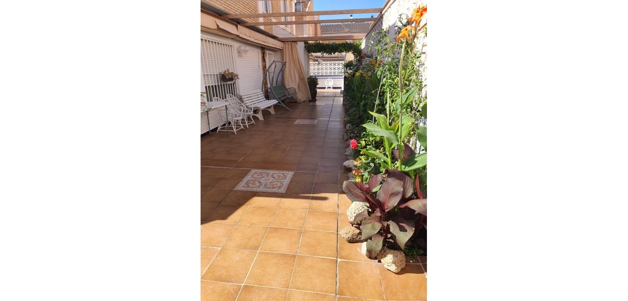 Venta - Bungalow -
Torrevieja - La Mata