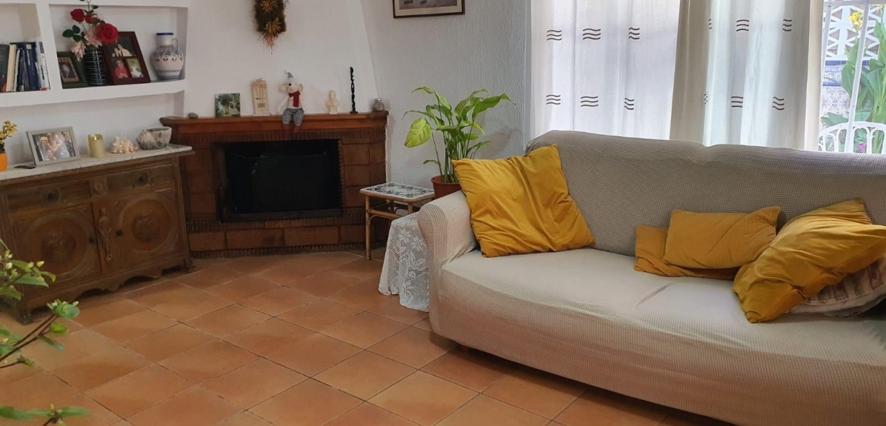 Venta - Bungalow -
Torrevieja - La Mata