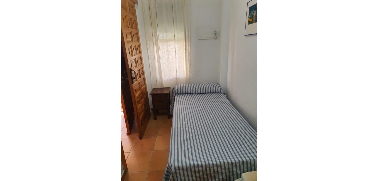 Venta - Bungalow -
Torrevieja - La Mata