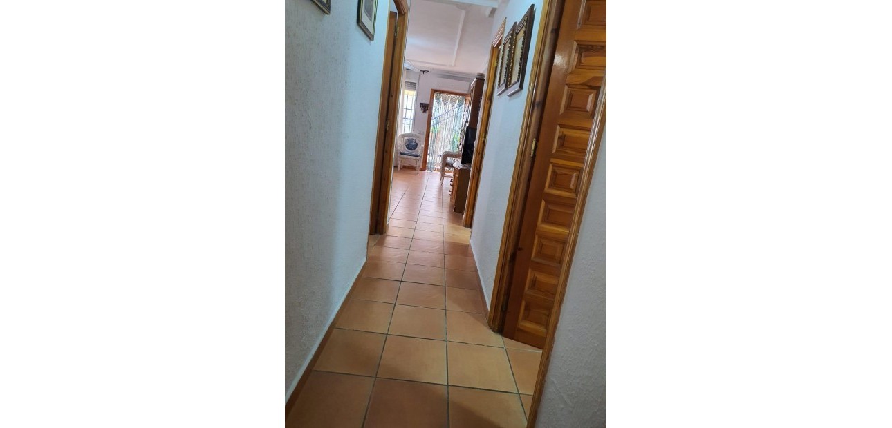 Venta - Bungalow -
Torrevieja - La Mata