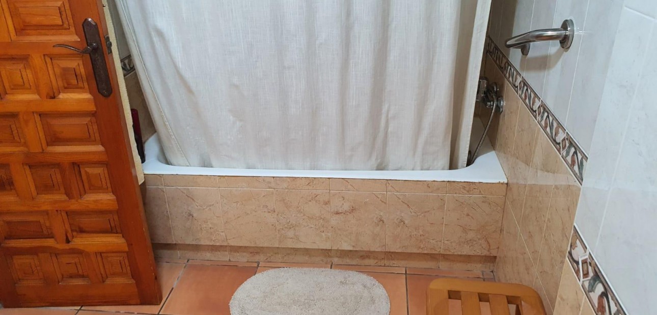 Venta - Bungalow -
Torrevieja - La Mata