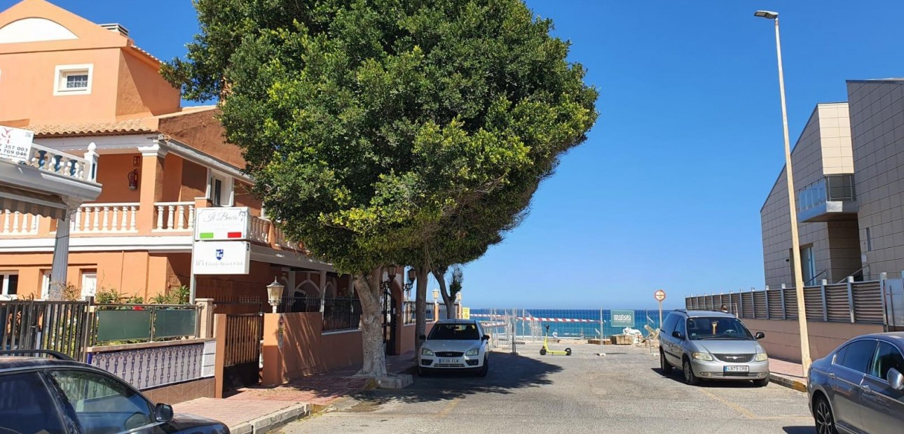 Venta - Bungalow -
Torrevieja - La Mata