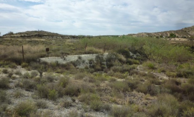 Herverkoop - Country House -
Orihuela - Desamparados-Hurchillo-Torremendo