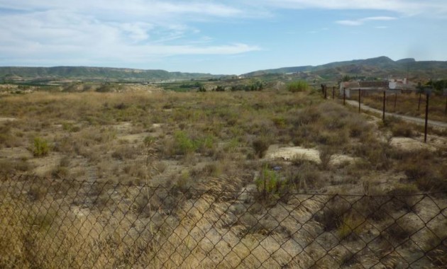 Herverkoop - Country House -
Orihuela - Desamparados-Hurchillo-Torremendo