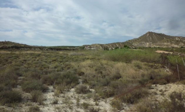 Herverkoop - Country House -
Orihuela - Desamparados-Hurchillo-Torremendo