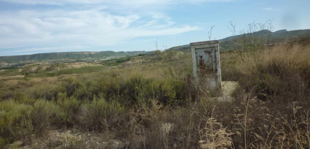 Herverkoop - Country House -
Orihuela - Desamparados-Hurchillo-Torremendo