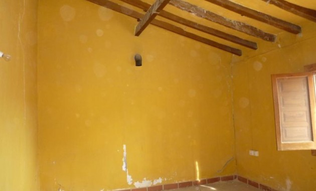 Herverkoop - Country House -
Orihuela - Desamparados-Hurchillo-Torremendo