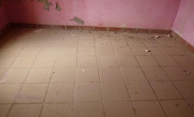 Herverkoop - Country House -
Orihuela - Desamparados-Hurchillo-Torremendo