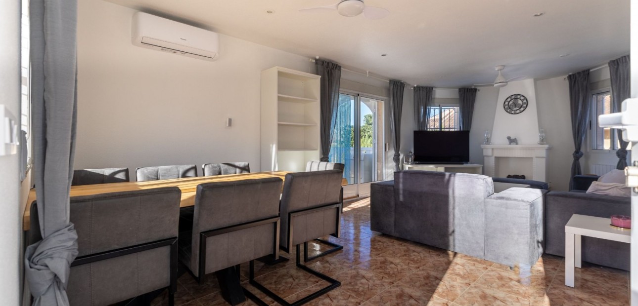 Herverkoop - Detached Villa -
Benimar - Benimar I