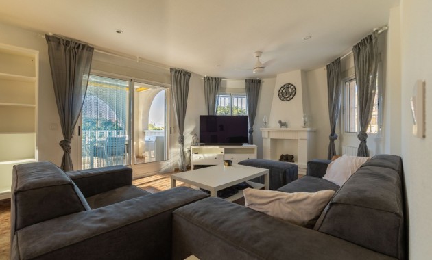 Herverkoop - Detached Villa -
Benimar - Benimar I