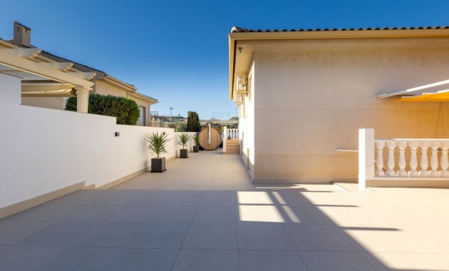 Herverkoop - Detached Villa -
Benimar - Benimar I