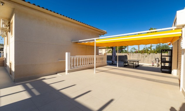 Herverkoop - Detached Villa -
Benimar - Benimar I