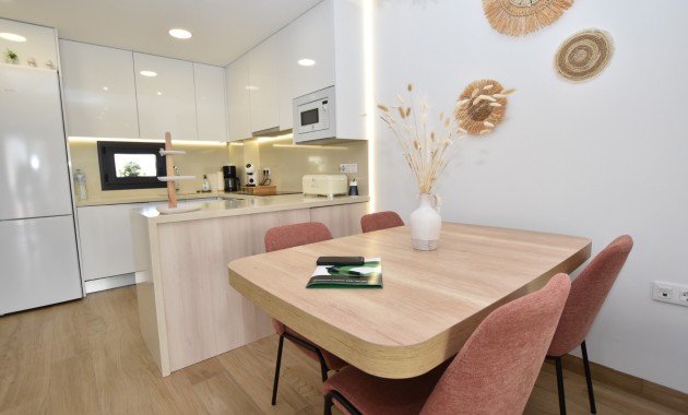 Herverkoop - Appartement / flat -
Torrevieja - Los Balcones