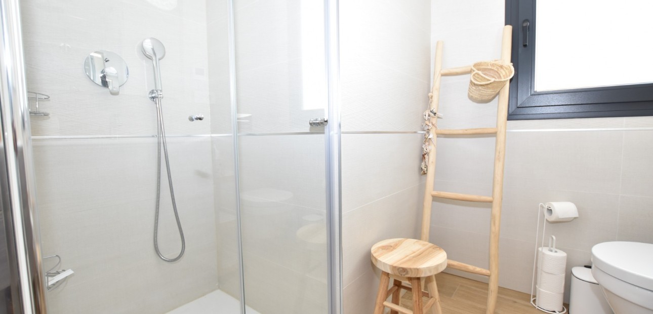 Herverkoop - Appartement / flat -
Torrevieja - Los Balcones