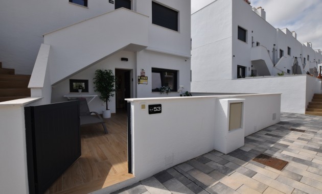 Herverkoop - Appartement / flat -
Torrevieja - Los Balcones