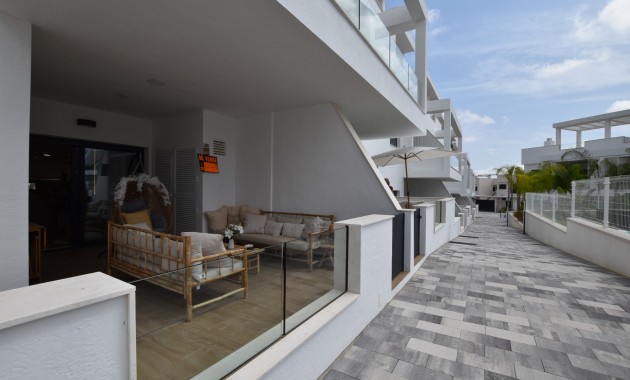Herverkoop - Appartement / flat -
Torrevieja - Los Balcones