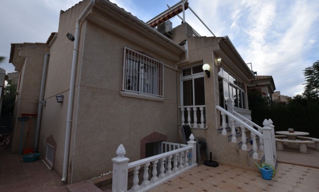Herverkoop - Detached Villa -
Algorfa - Montemar