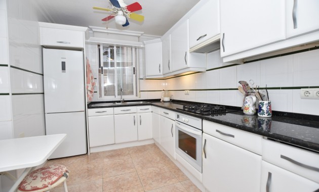 Herverkoop - Detached Villa -
Algorfa - Montemar