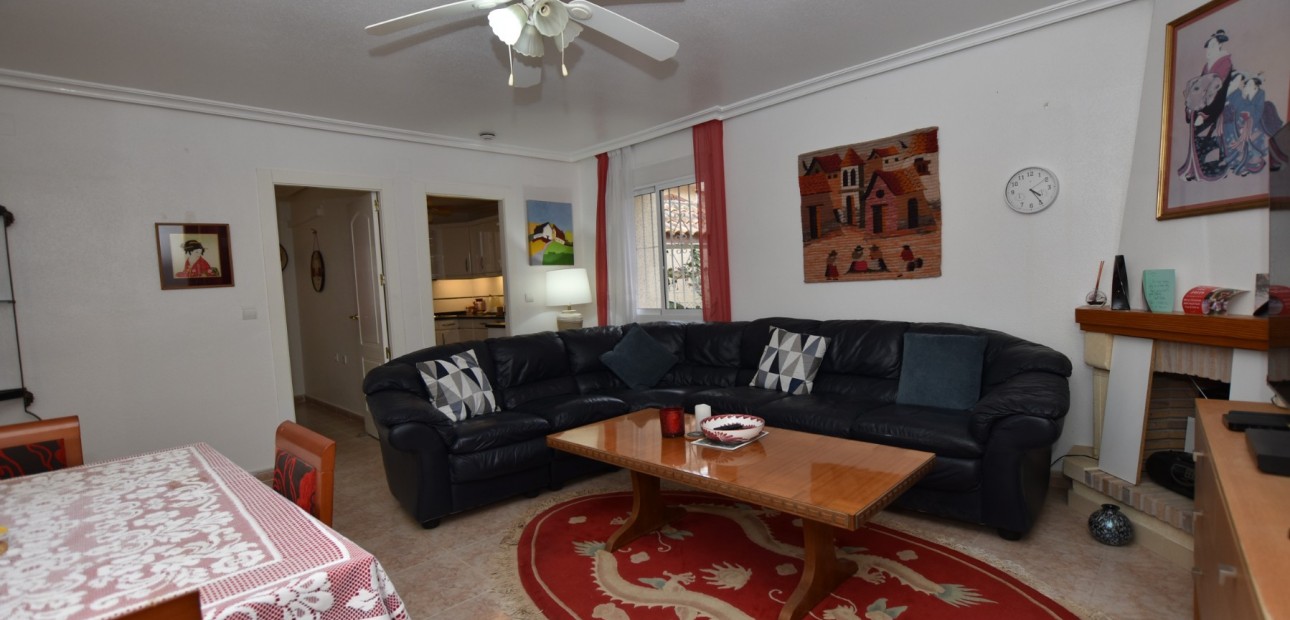 Herverkoop - Detached Villa -
Algorfa - Montemar