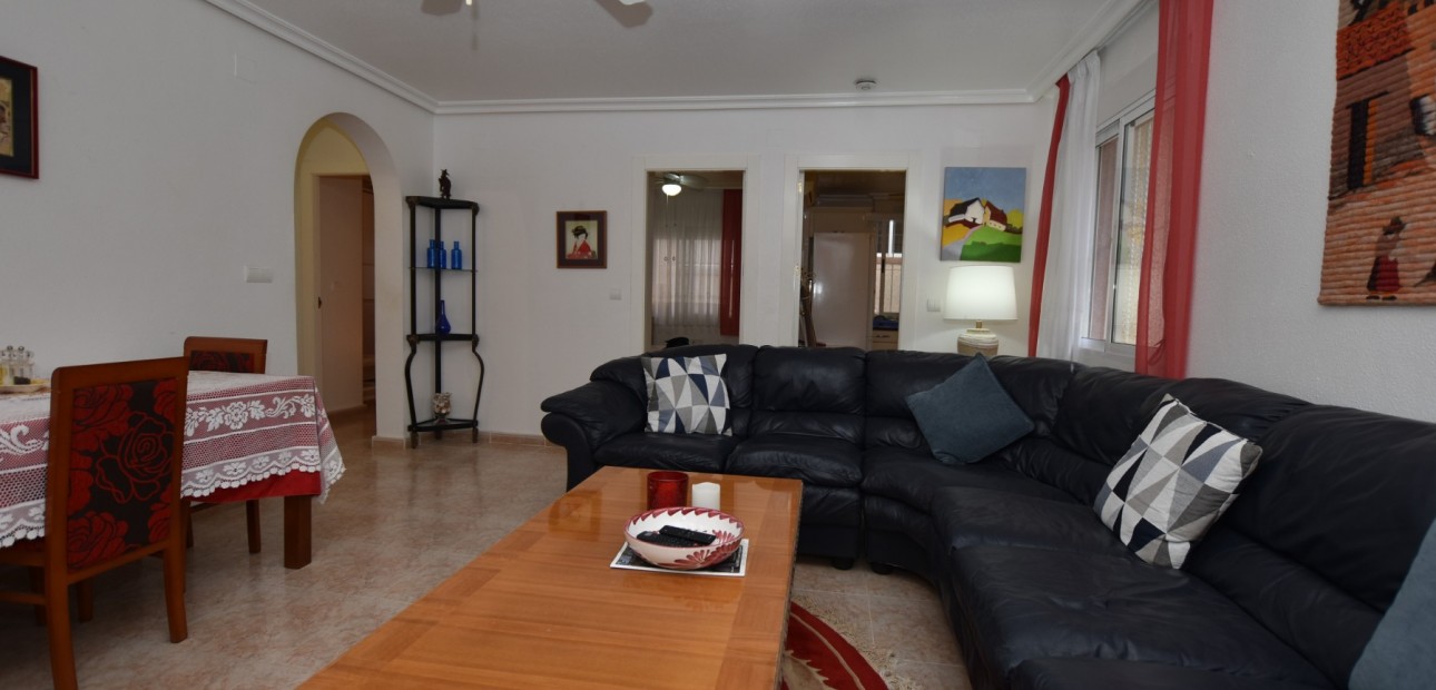 Herverkoop - Detached Villa -
Algorfa - Montemar