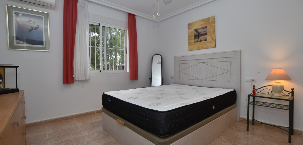 Herverkoop - Detached Villa -
Algorfa - Montemar