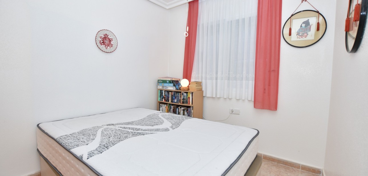 Herverkoop - Detached Villa -
Algorfa - Montemar