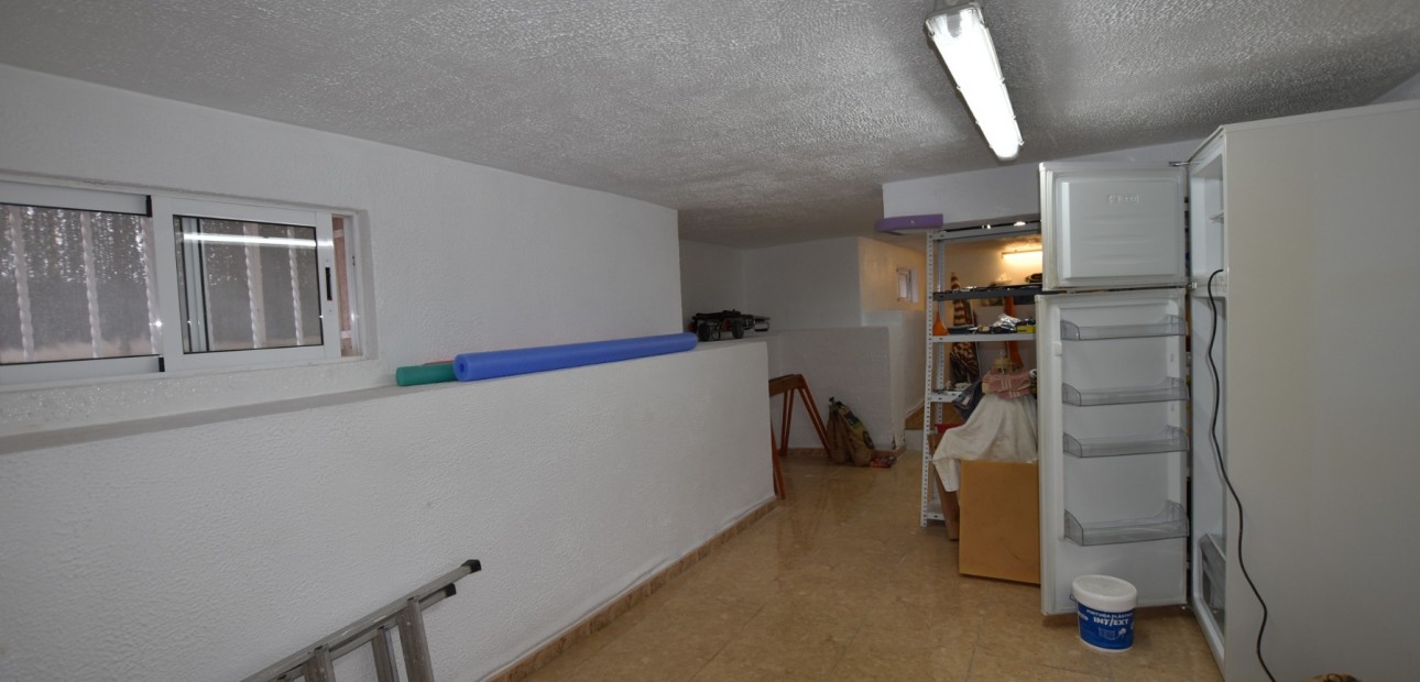 Herverkoop - Detached Villa -
Algorfa - Montemar