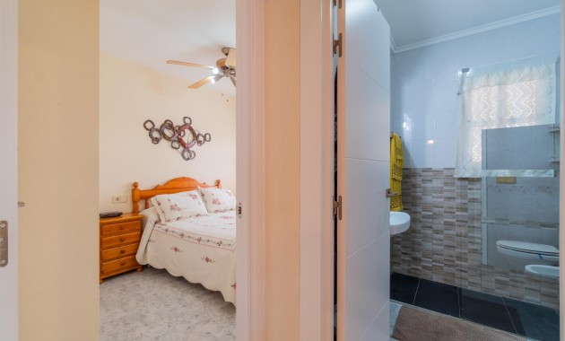 Verhuur - Appartement / flat -
Orihuela Costa - Playa Flamenca