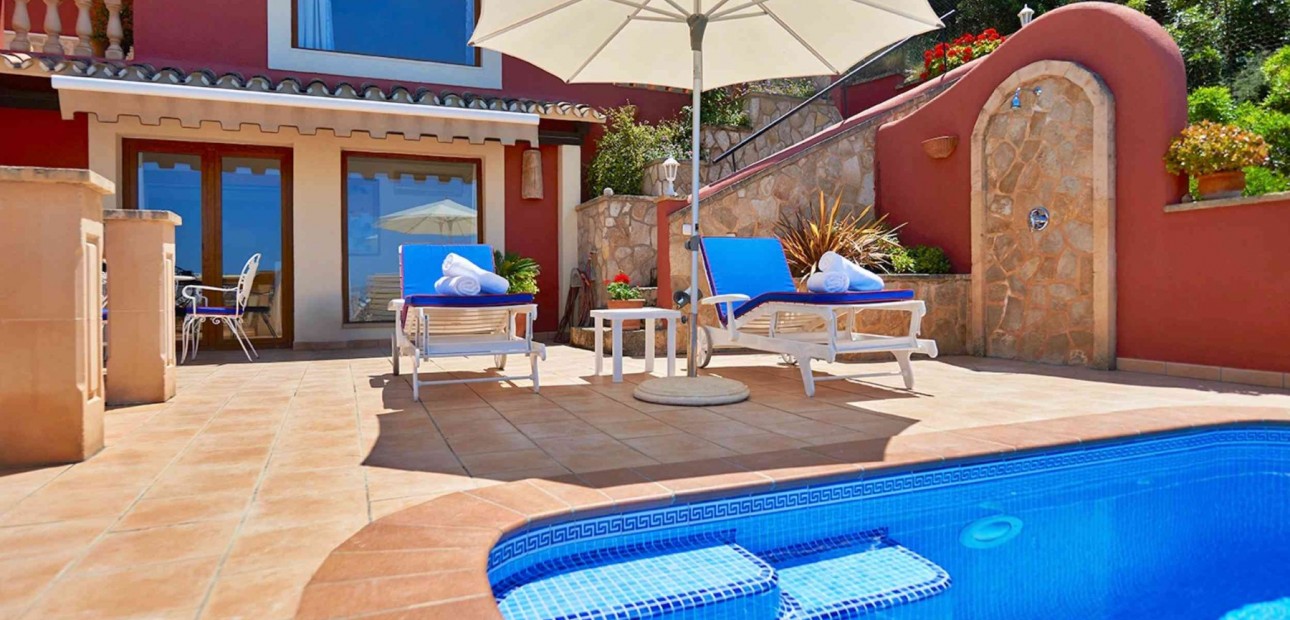 Herverkoop - Villa -
Port d'Andratx - Andratx