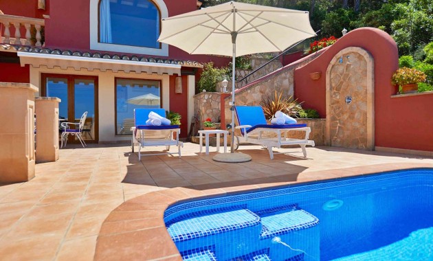 Herverkoop - Villa -
Port d'Andratx - Andratx