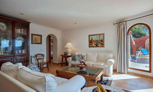 Herverkoop - Villa -
Port d'Andratx - Andratx