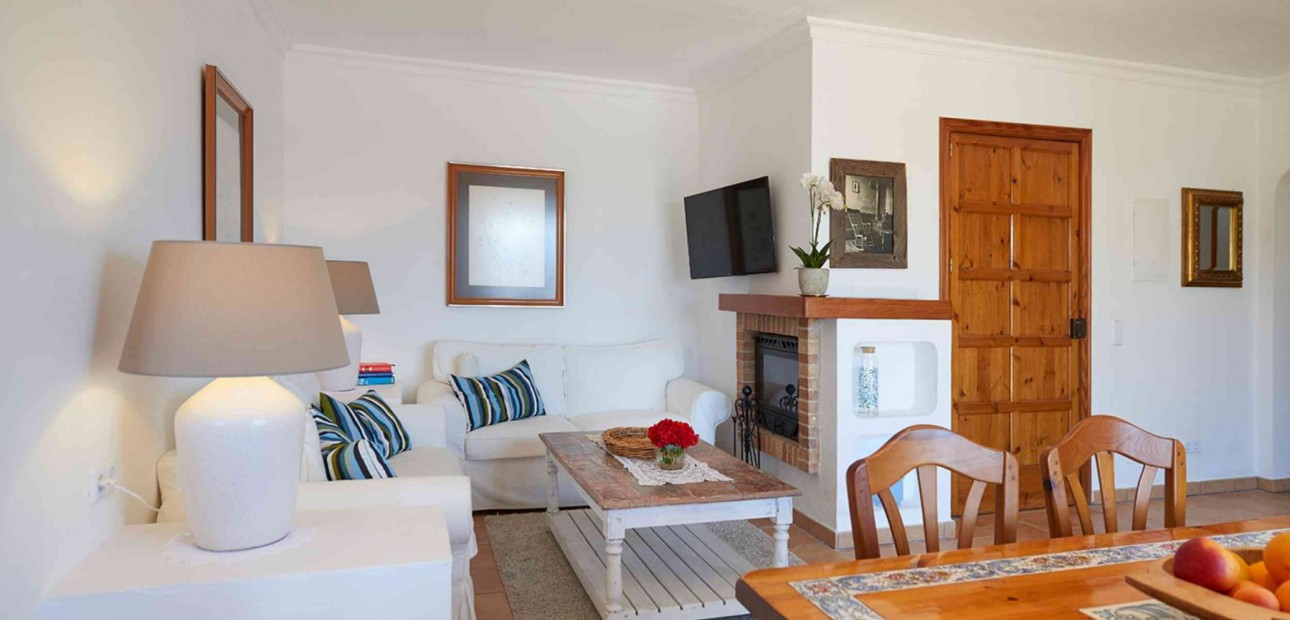 Herverkoop - Villa -
Port d'Andratx - Andratx