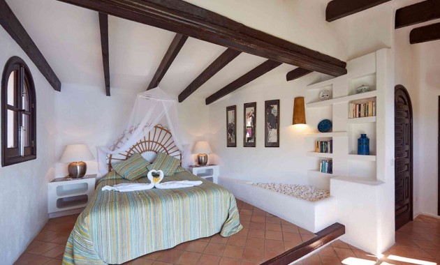 Herverkoop - Villa -
Port d'Andratx - Andratx