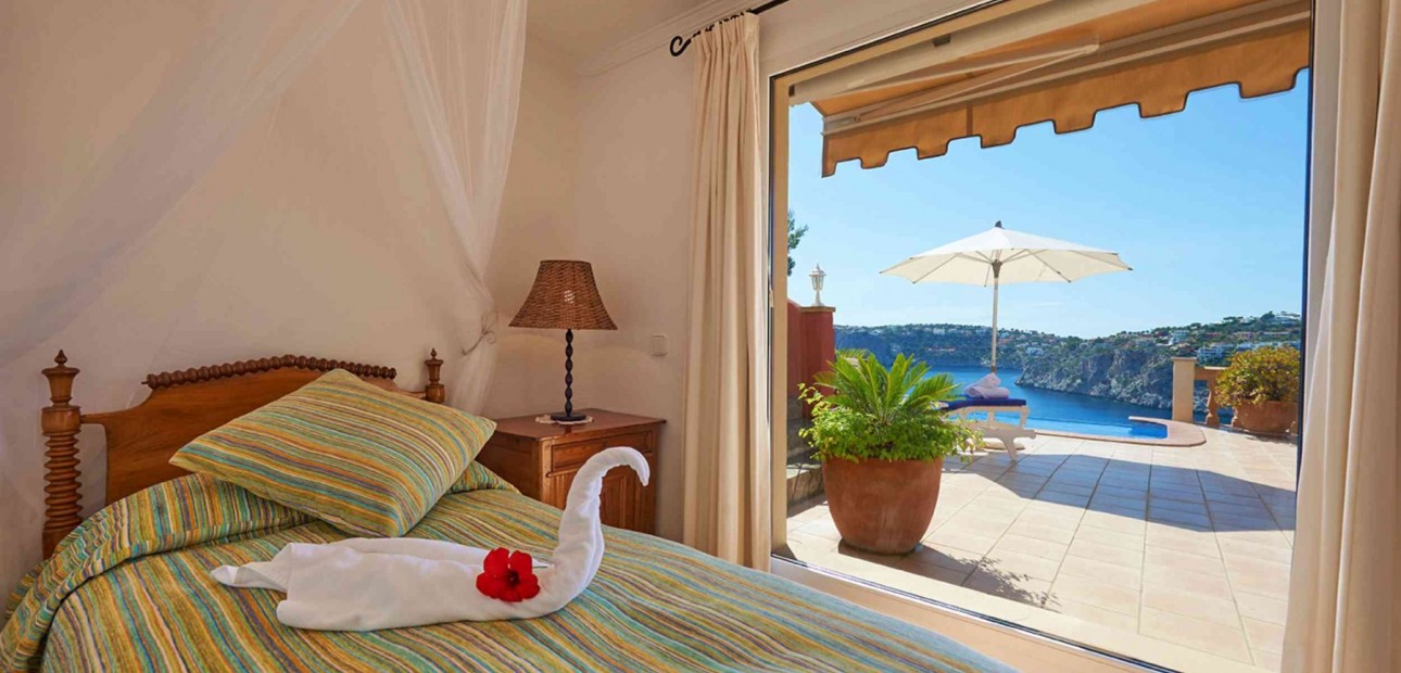 Herverkoop - Villa -
Port d'Andratx - Andratx