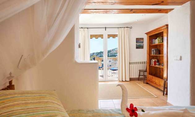 Herverkoop - Villa -
Port d'Andratx - Andratx